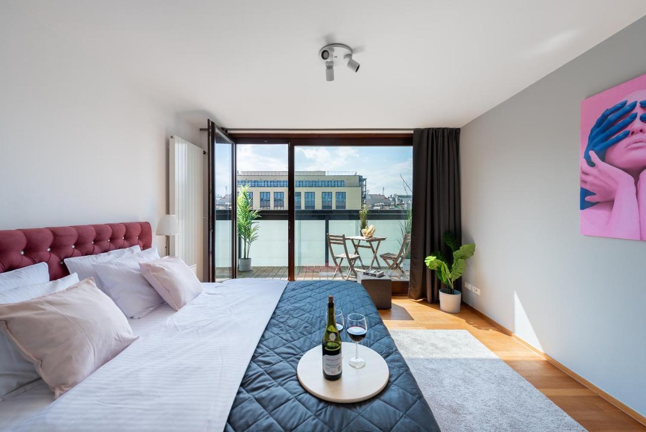 Apartment With 4 Bedrooms Praga Zewnętrze zdjęcie