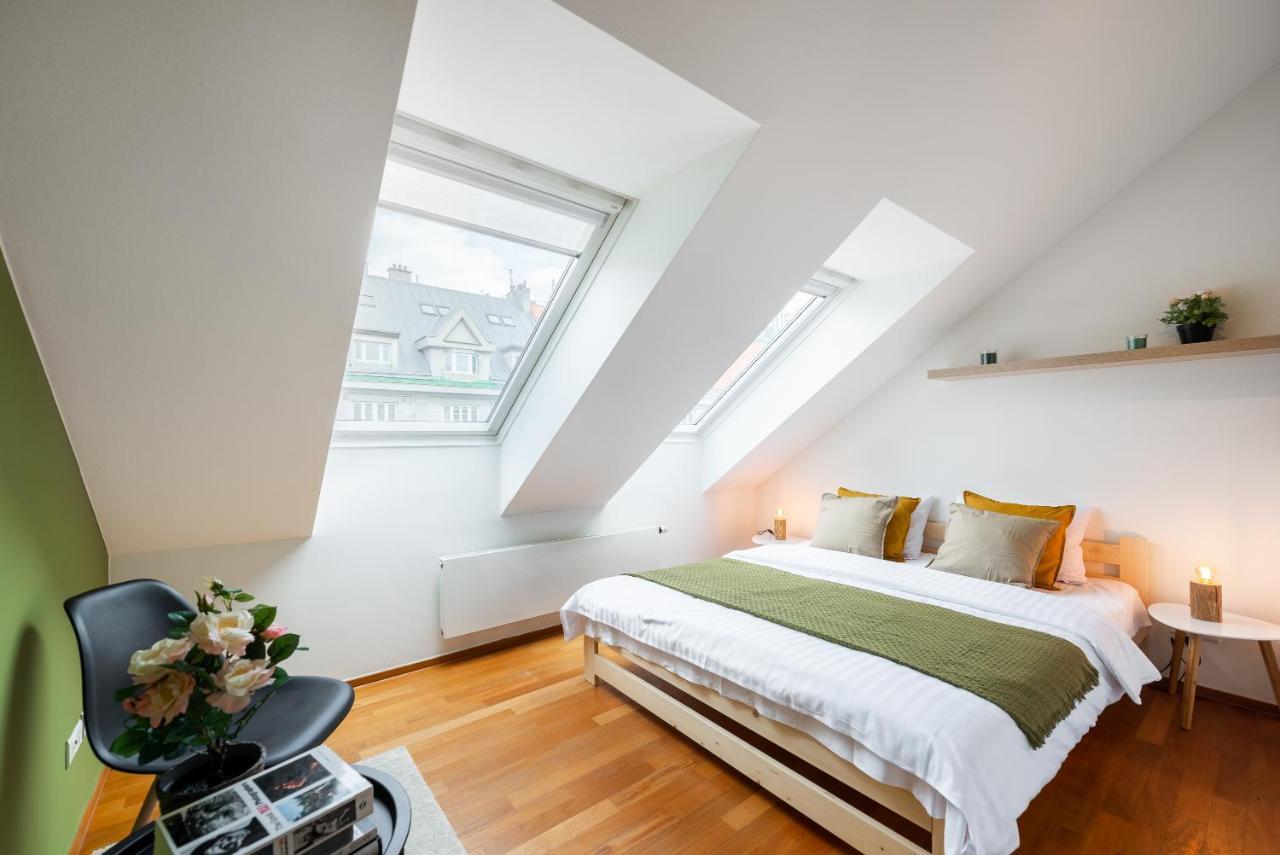 Apartment With 4 Bedrooms Praga Zewnętrze zdjęcie