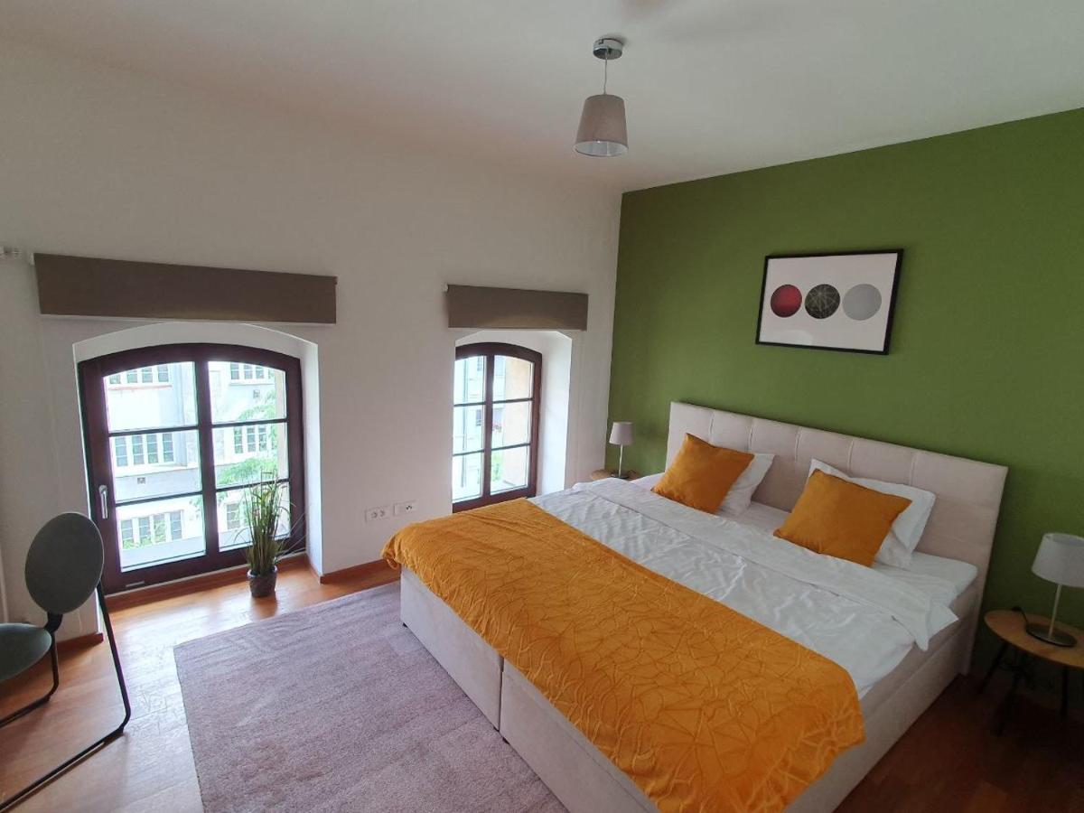 Apartment With 4 Bedrooms Praga Zewnętrze zdjęcie